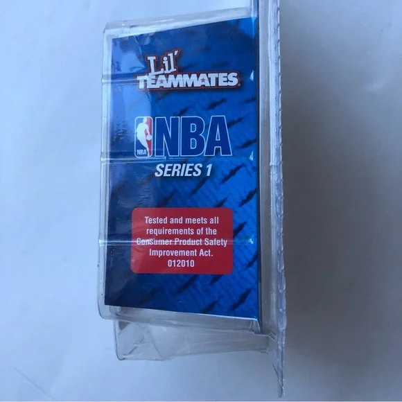 NBA Lil’ Teammates Lakers Player - Picture 4 of 6